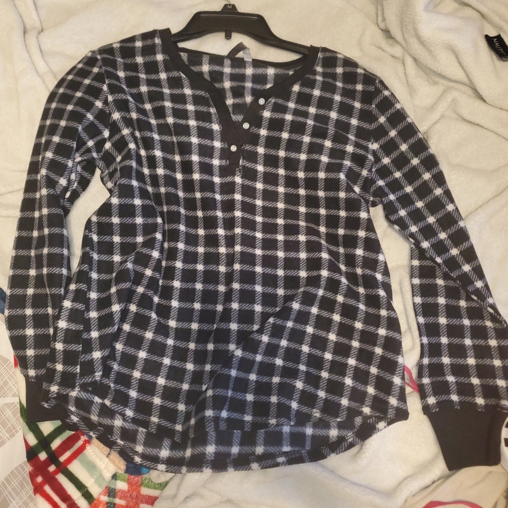 black and white plaid sleep shirt